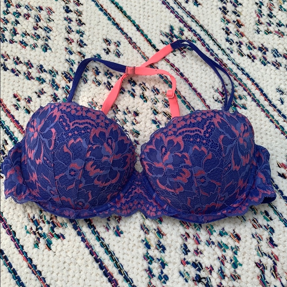 PINK by Victoria’s secret bra